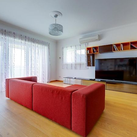 Seafront Apartment In Sliema With Pool, Upmarket Complex المظهر الخارجي الصورة